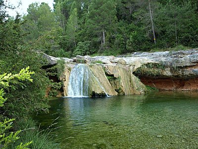 Toll del vidre in Arnes
