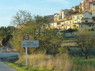 Entering Horta de Sant Joan